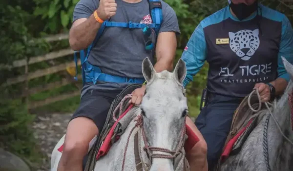 A-Customer-Horseback-Riding-on-a-Monteverde-Waterfall-Tour