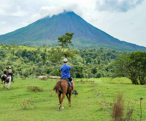 La Fortuna Horseback Riding tour