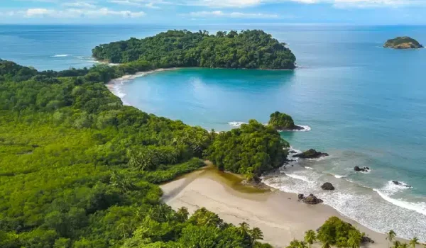 Air shot from Manuel Antonio park
